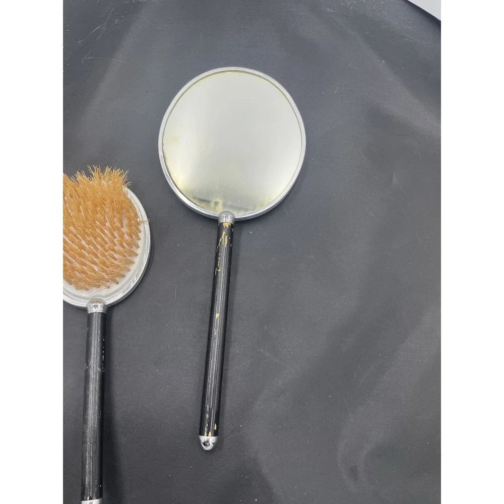 VNTG Handheld Mirror And Brush With‎ Wood Handles